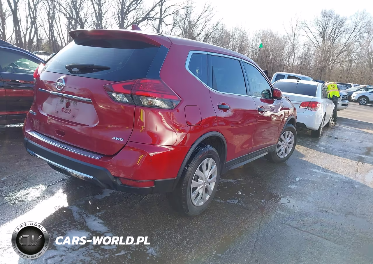 2017 Nissan Rogue S VIN:JN8AT2MV4HW257981 - 4