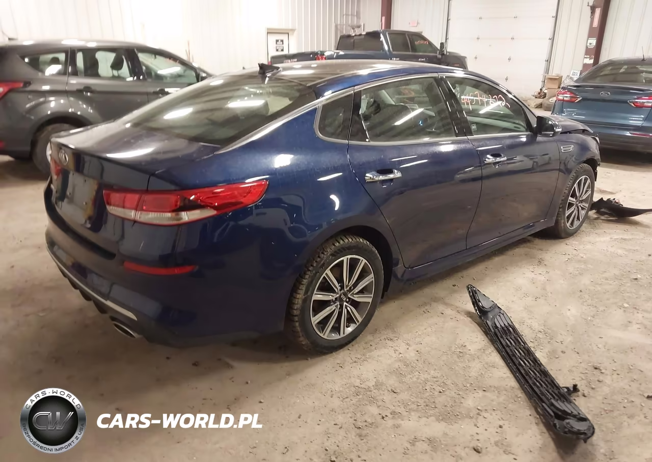 2019 Kia Optima Lx VIN:5XXGT4L35KG308365 - 4