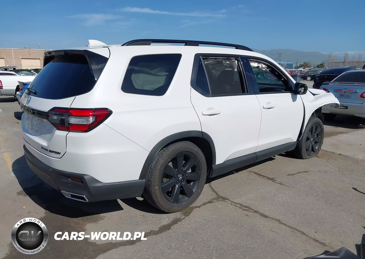 2025 Honda Pilot Black Edition VIN:5FNYG1H99SB188349 - 4