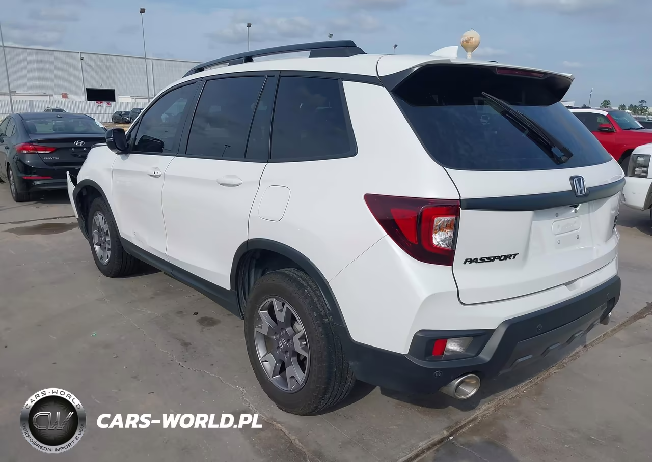 2023 Honda Passport Awd Trailsport VIN:5FNYF8H66PB040524 - 3