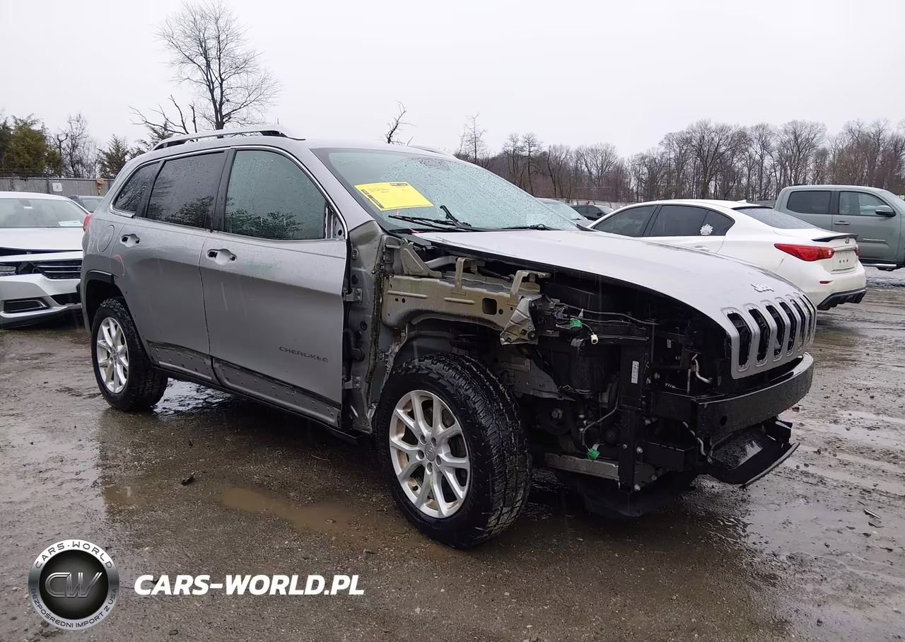 2014 Jeep Cherokee Latitude – zdjęcie 1 z 17