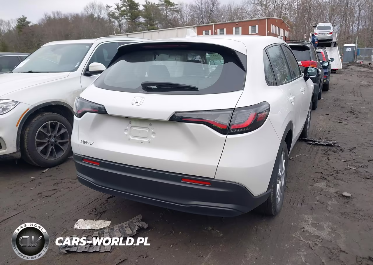 2023 Honda Hr-V Awd Lx VIN:3CZRZ2H34PM703027 - 4