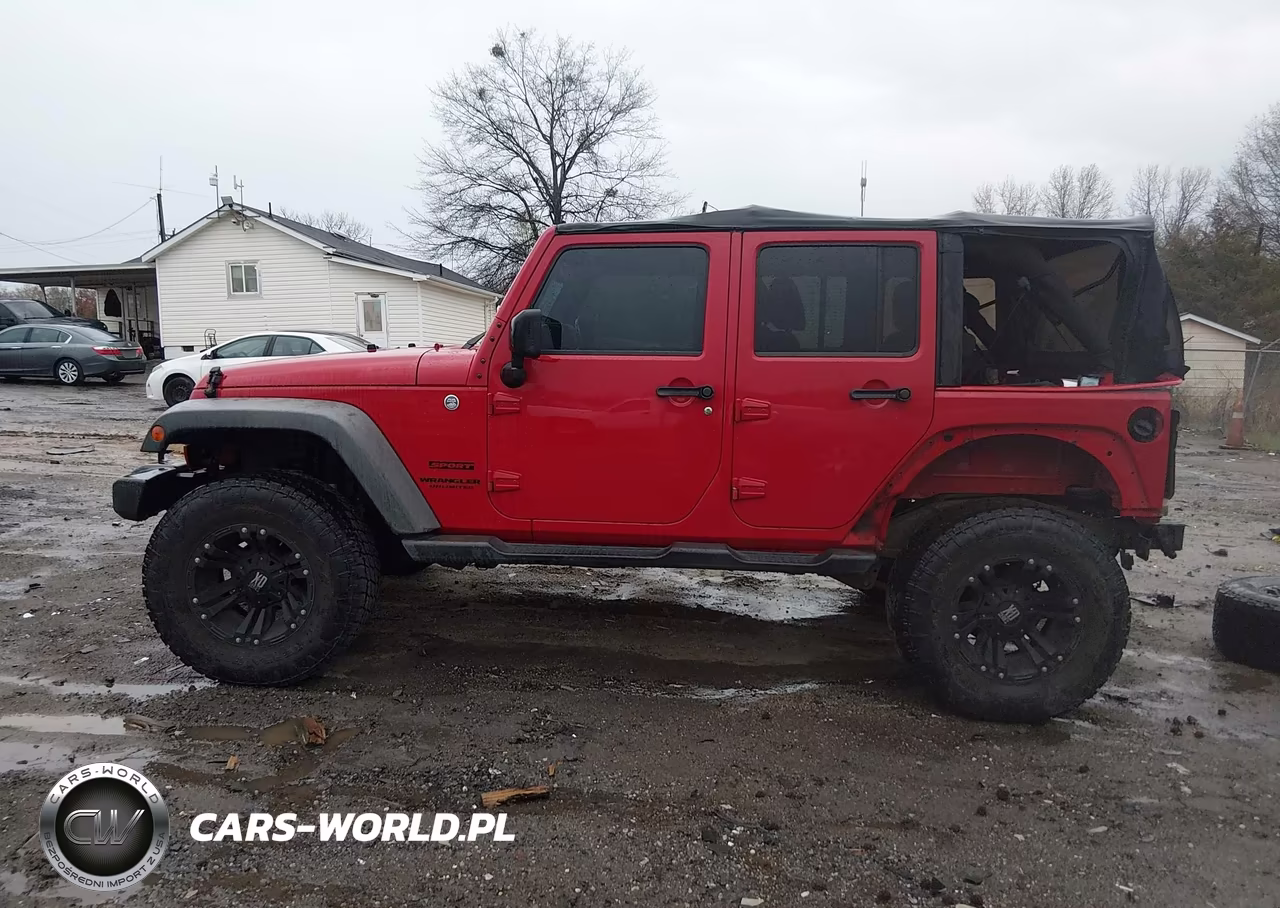 2014 Jeep Wrangler Unlimited Sport VIN:1C4BJWDG9EL139632 - 15