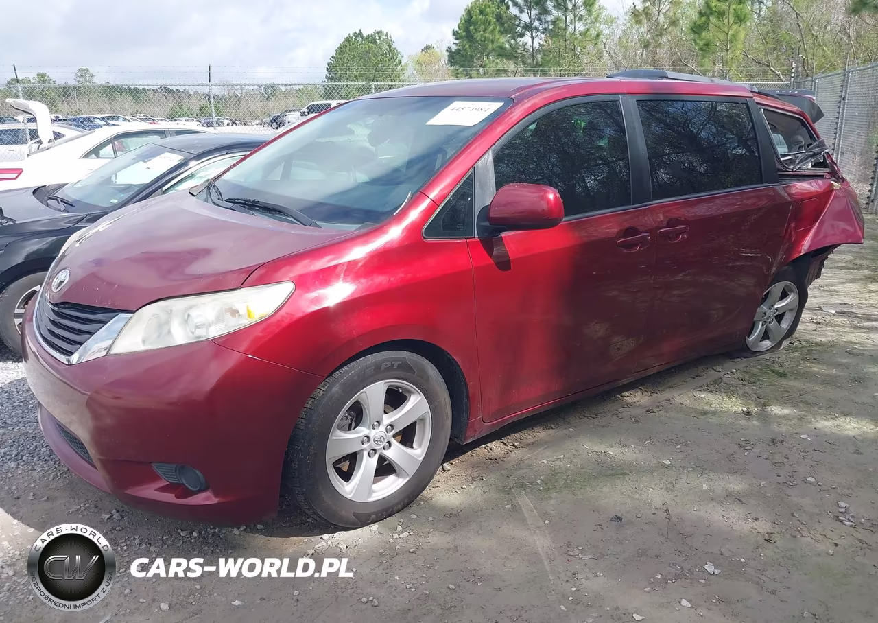 2014 Toyota Sienna Le V6 8 Passenger VIN:5TDKK3DC0ES435503 - 2