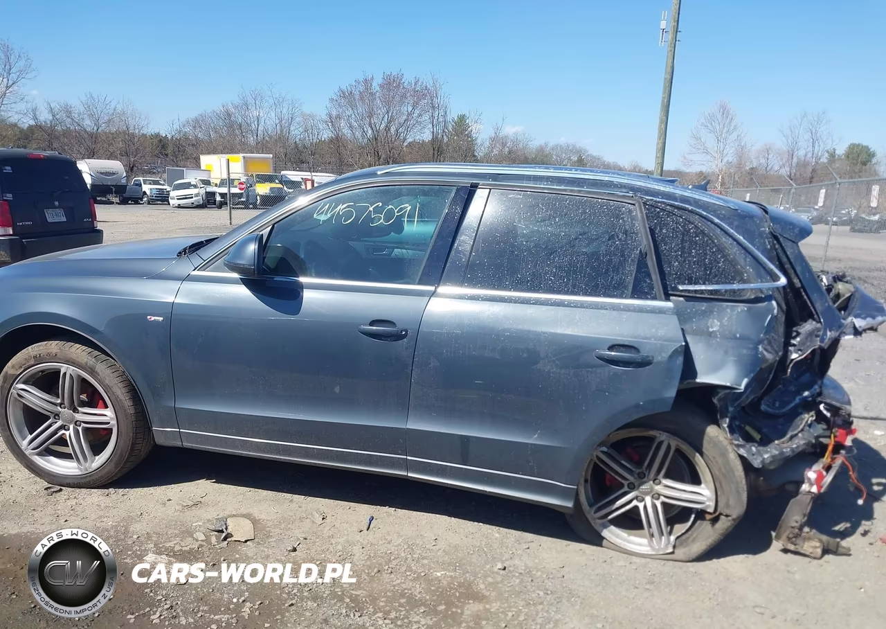 2011 Audi Q5 3.2 Premium Plus VIN:WA1WKAFP5BA111231 - 14