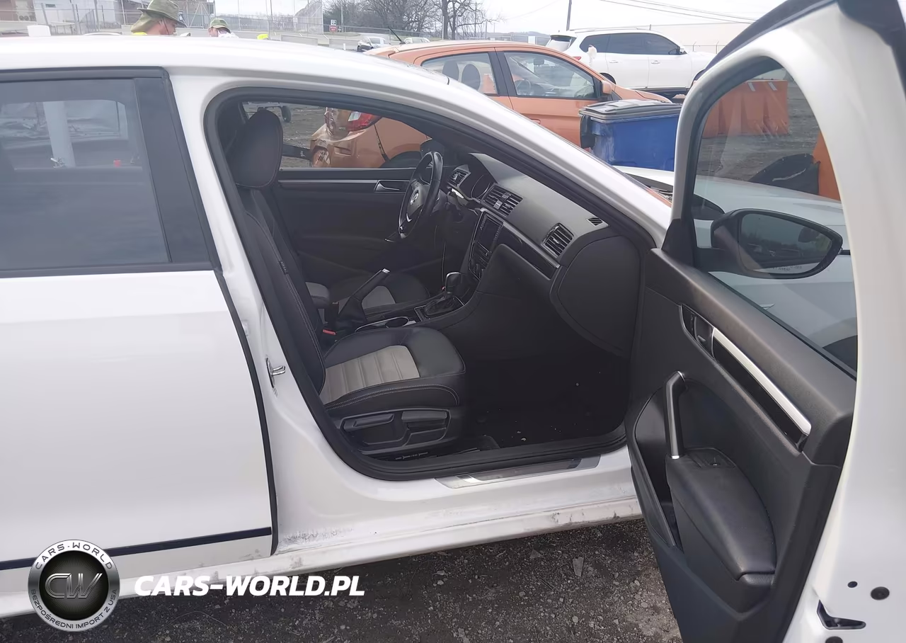 2018 Volkswagen Passat 3.6L V6 Gt VIN:1VWJM7A39JC034820 - 5