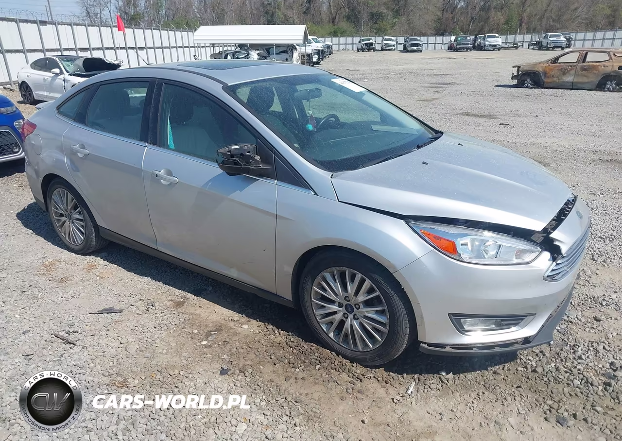 2017 Ford Focus Titanium – zdjęcie 1 z 16