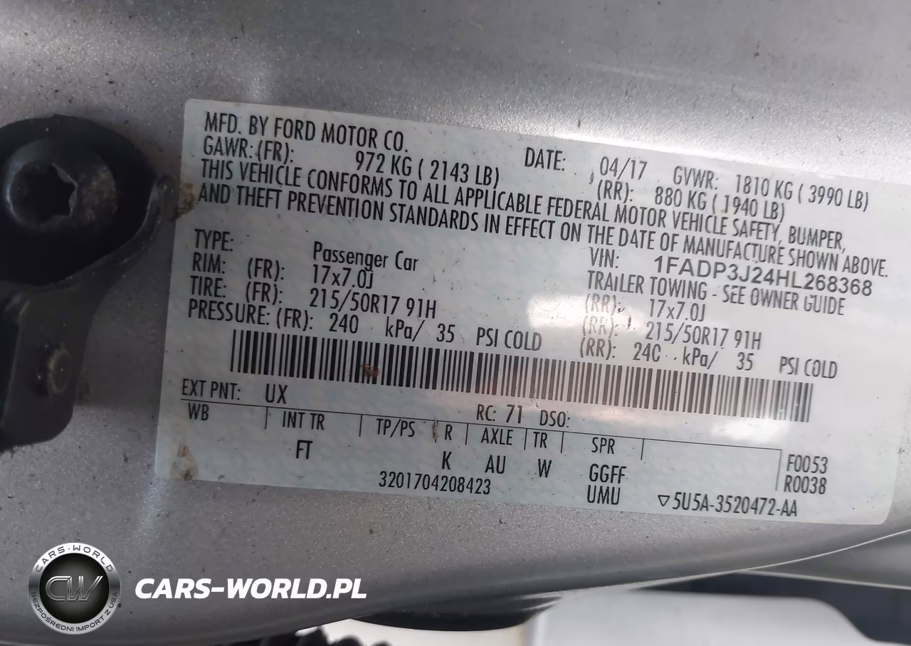 2017 Ford Focus Titanium VIN:1FADP3J24HL268368 - 9