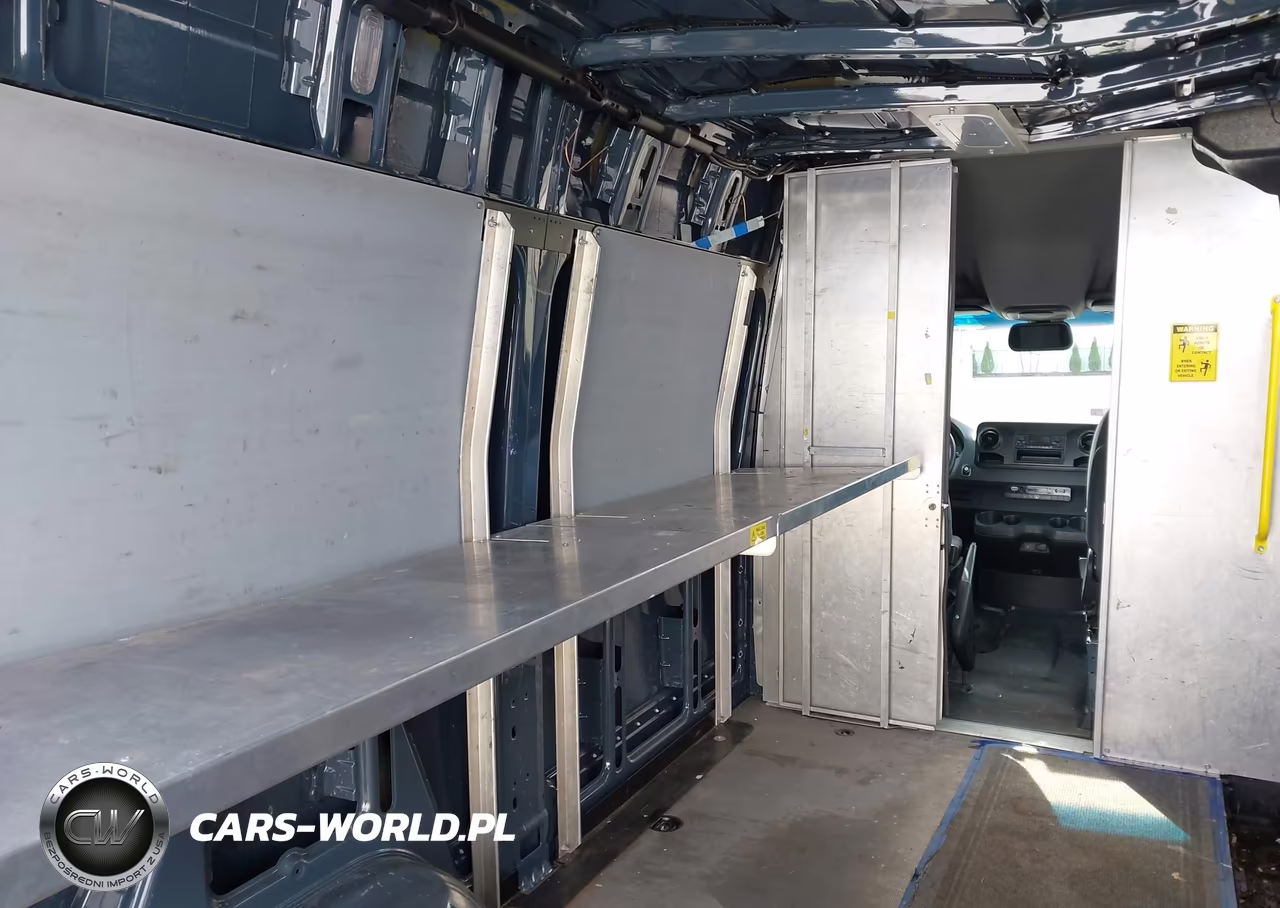 2019 Mercedes-Benz Sprinter 2500 Standard Roof V6 VIN:WD4PF0CD4KP065770 - 17