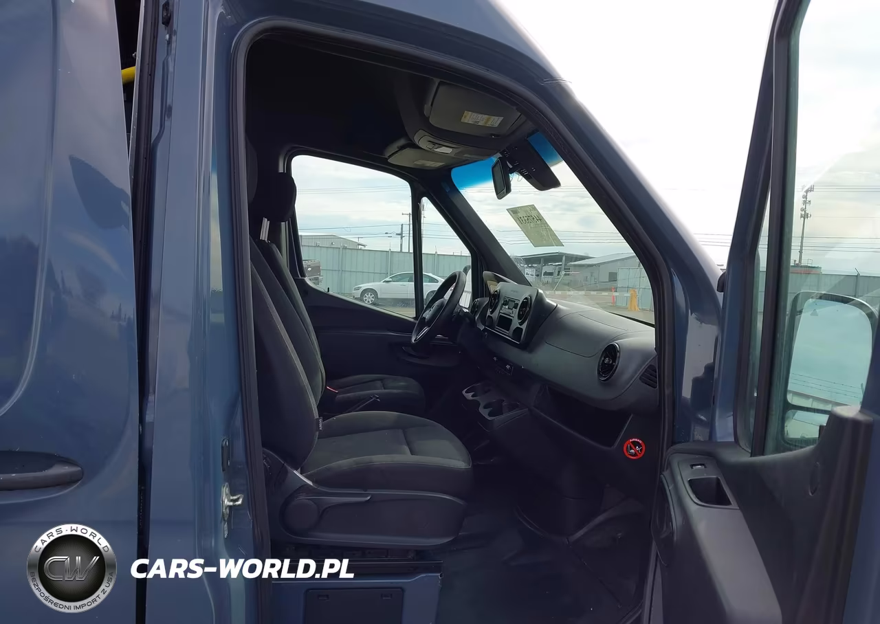 2019 Mercedes-Benz Sprinter 2500 Standard Roof V6 VIN:WD4PF0CD4KP065770 - 5