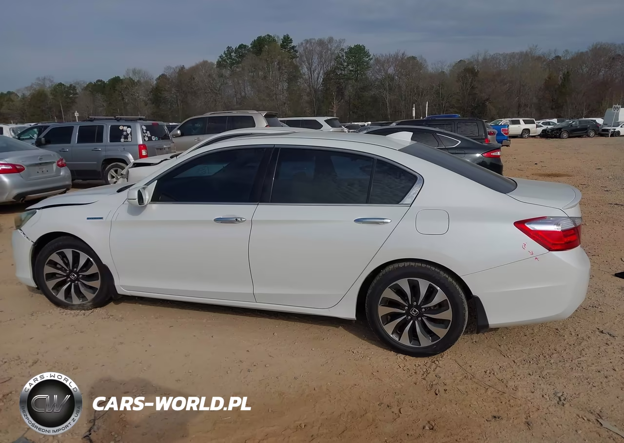 2015 Honda Accord Hybrid Ex-L VIN:1HGCR6F51FA007262 - 13