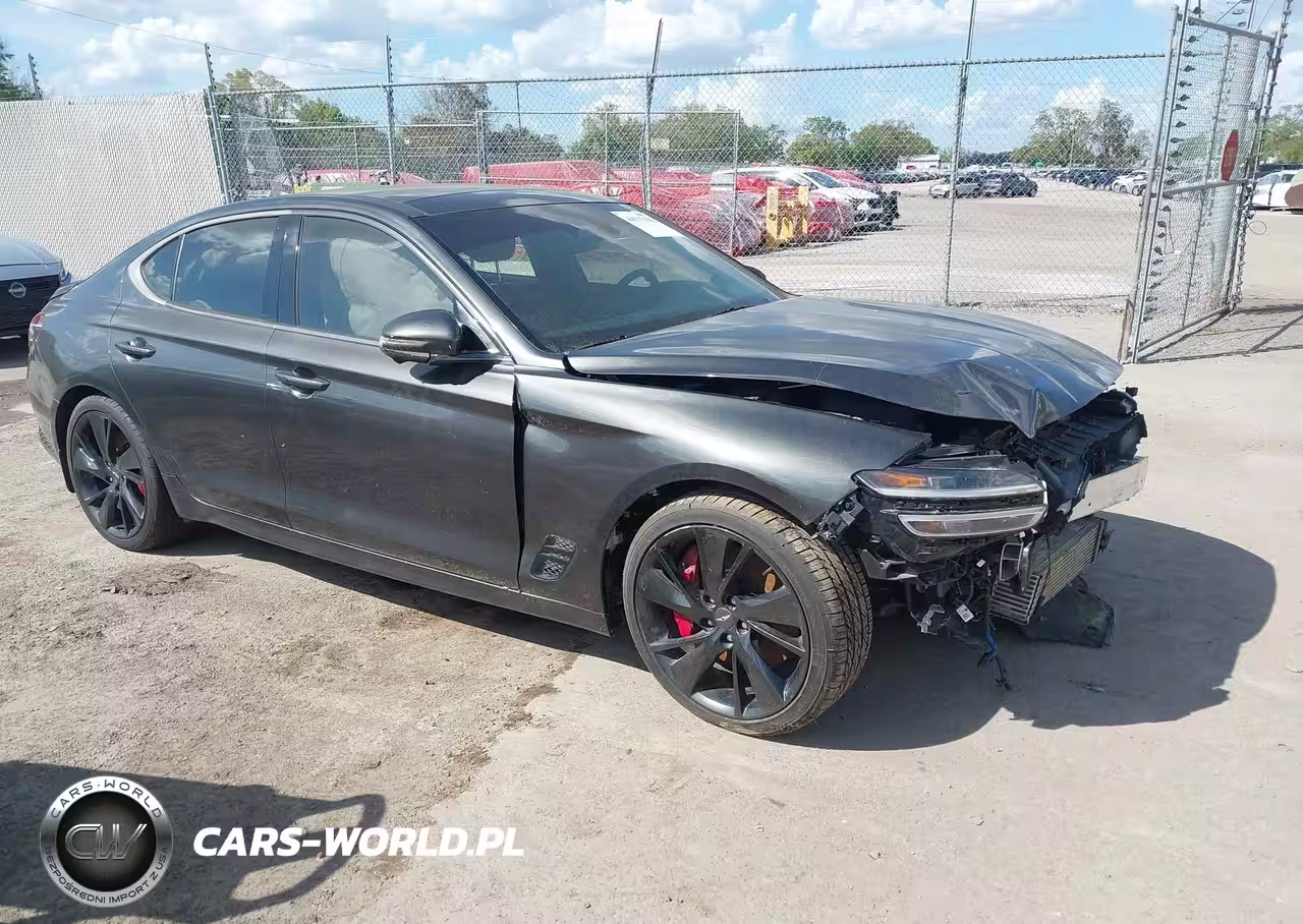 2023 Genesis G70 3.3T Rwd
