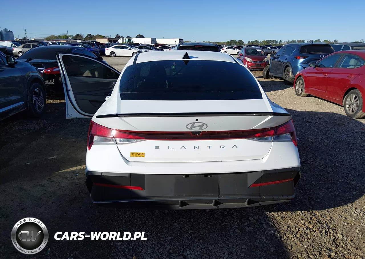 2025 Hyundai Elantra Sel Sport VIN:KMHLM4DG8SU031245 - 16