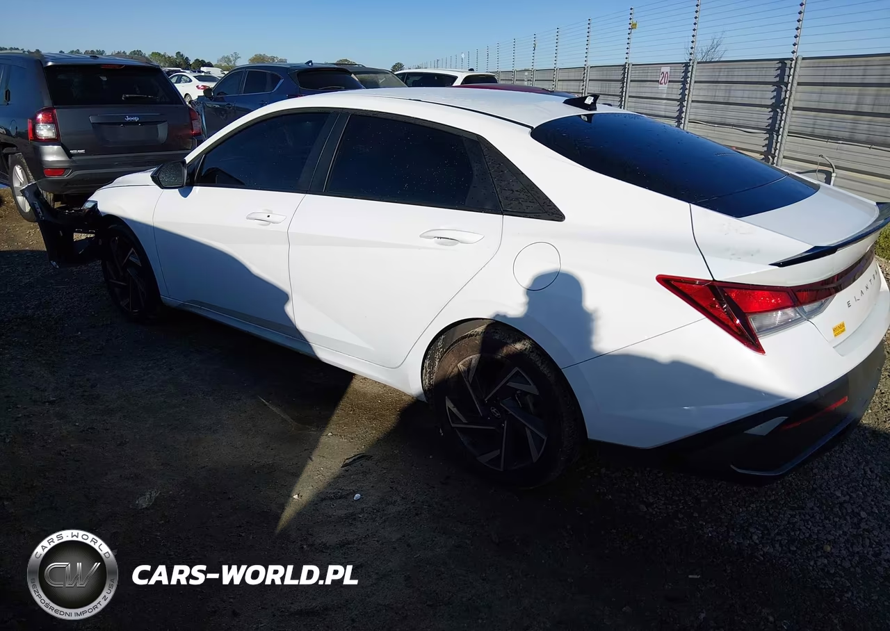 2025 Hyundai Elantra Sel Sport VIN:KMHLM4DG8SU031245 - 3