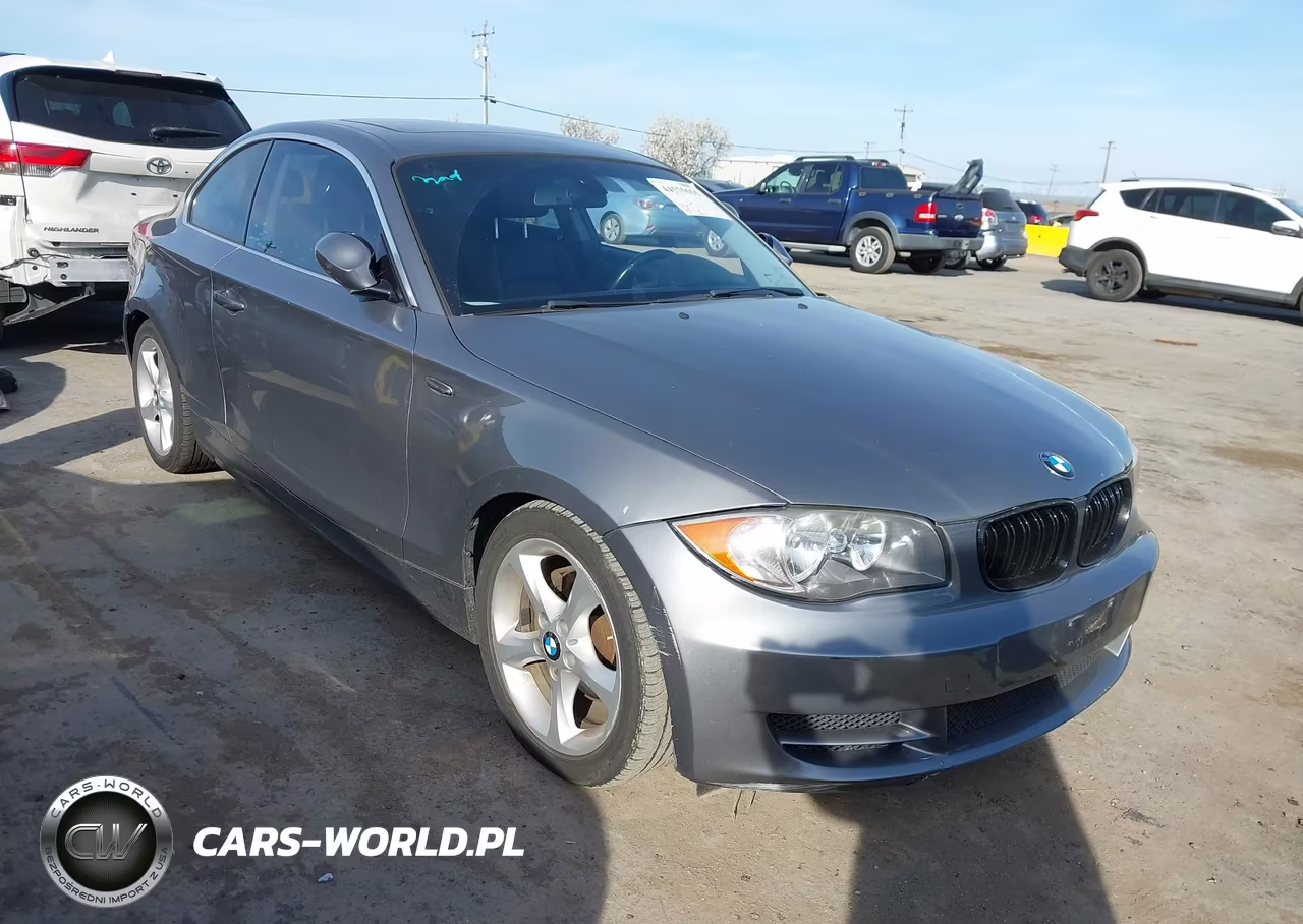 2009 BMW 128I
