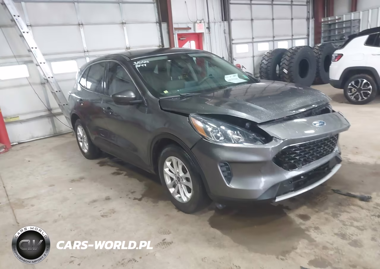 2020 Ford Escape Se