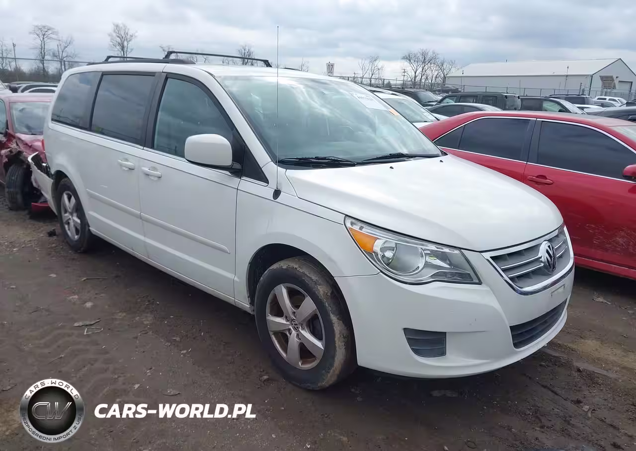 2011 Volkswagen Routan Sel