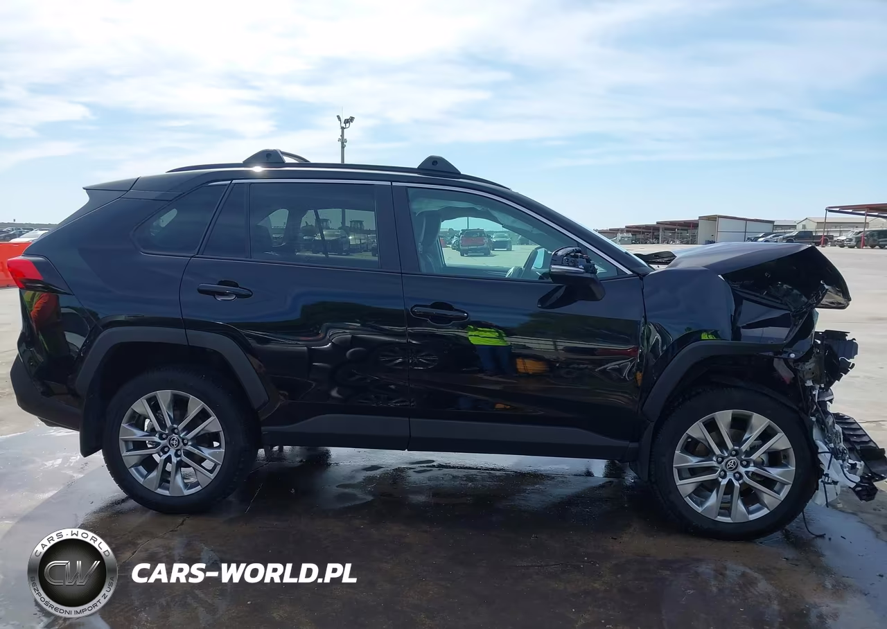 2024 Toyota Rav4 Xle Premium VIN:2T3C1RFV2RW302447 - 12