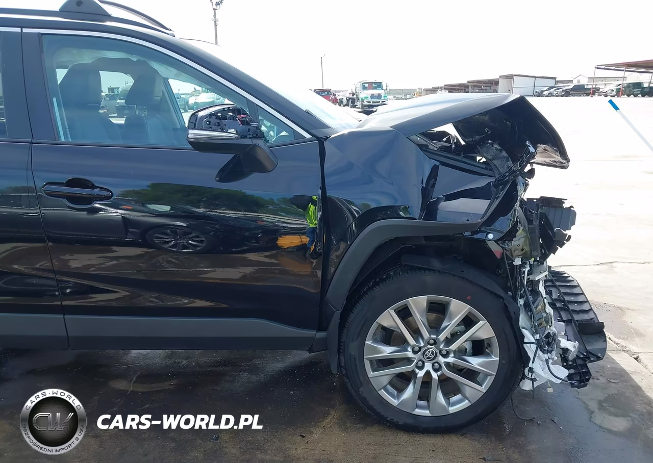 2024 Toyota Rav4 Xle Premium VIN:2T3C1RFV2RW302447 - 17