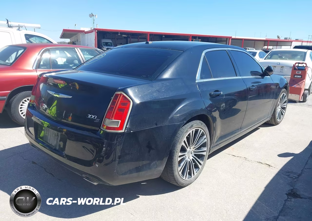 2012 Chrysler 300 S V6 VIN:2C3CCABG9CH133025 - 4