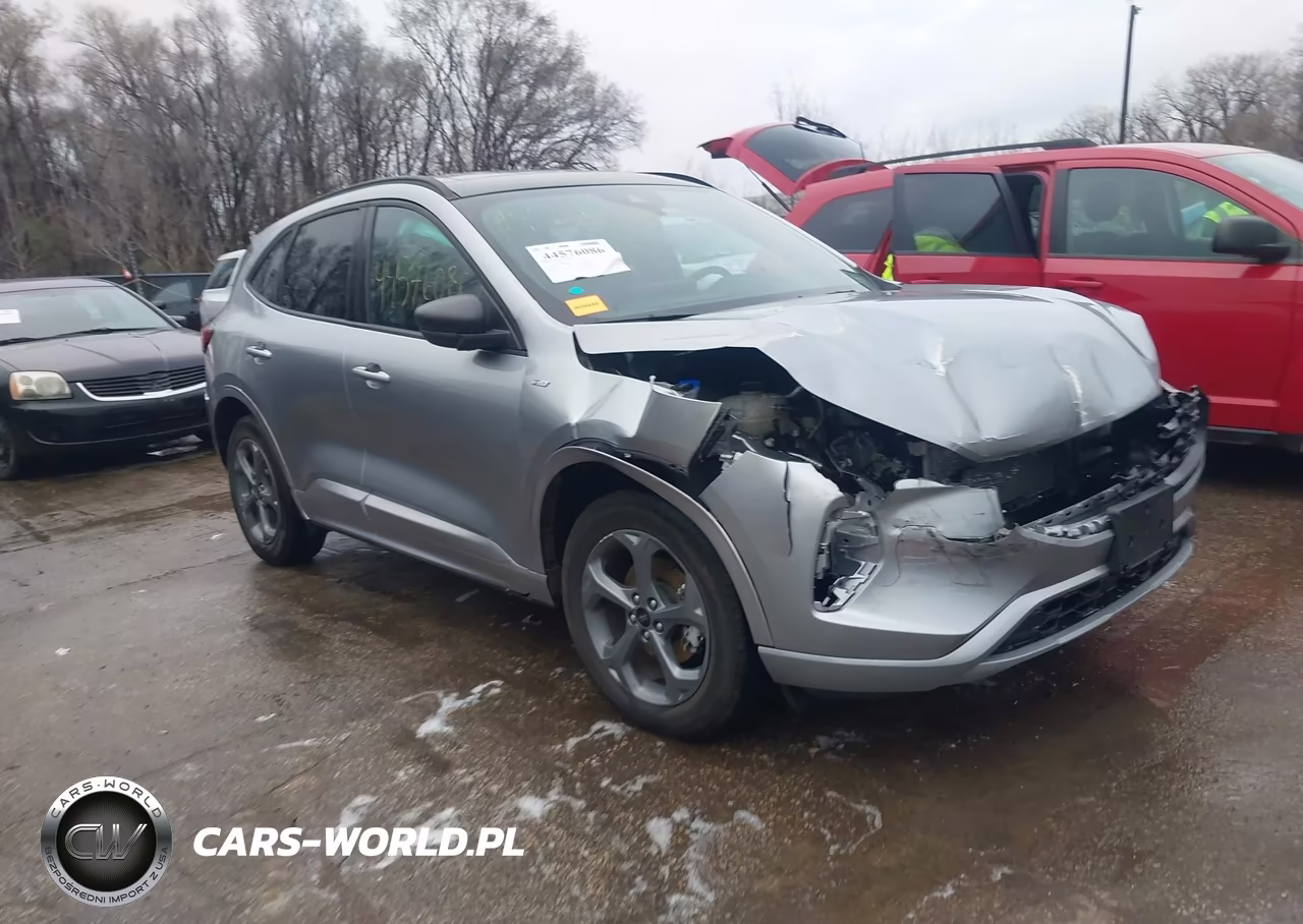 2024 Ford Escape St-Line