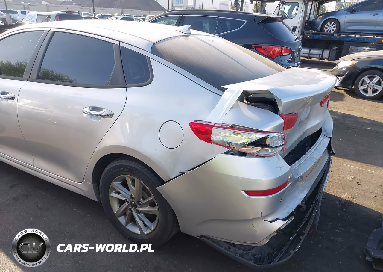 2019 Kia Optima Lx VIN:5XXGT4L33KG297656 - 12