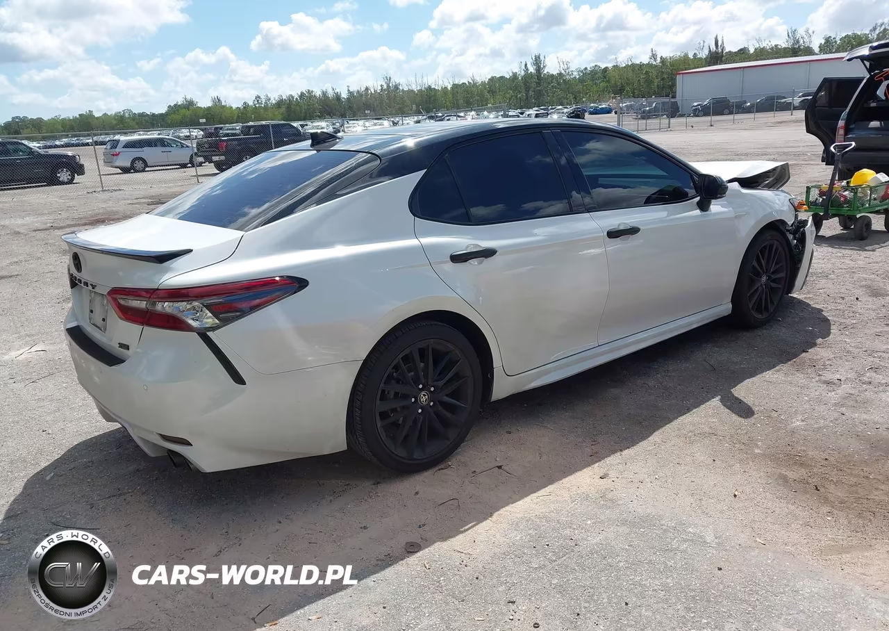 2023 Toyota Camry Xse VIN:4T1K61AK8PU154323 - 4
