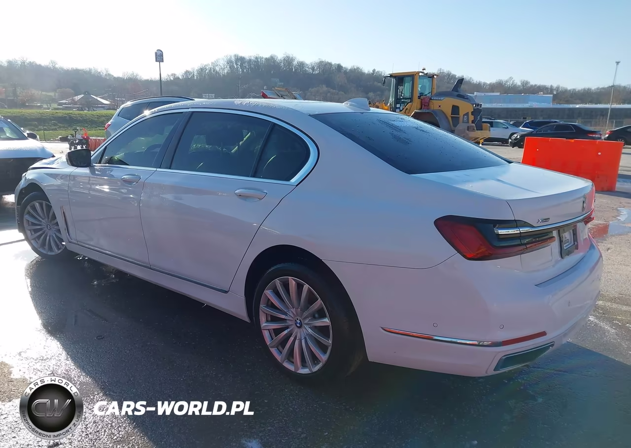 2022 BMW 740 I xDrive VIN:WBA7T4C0XNCH44994 - 3