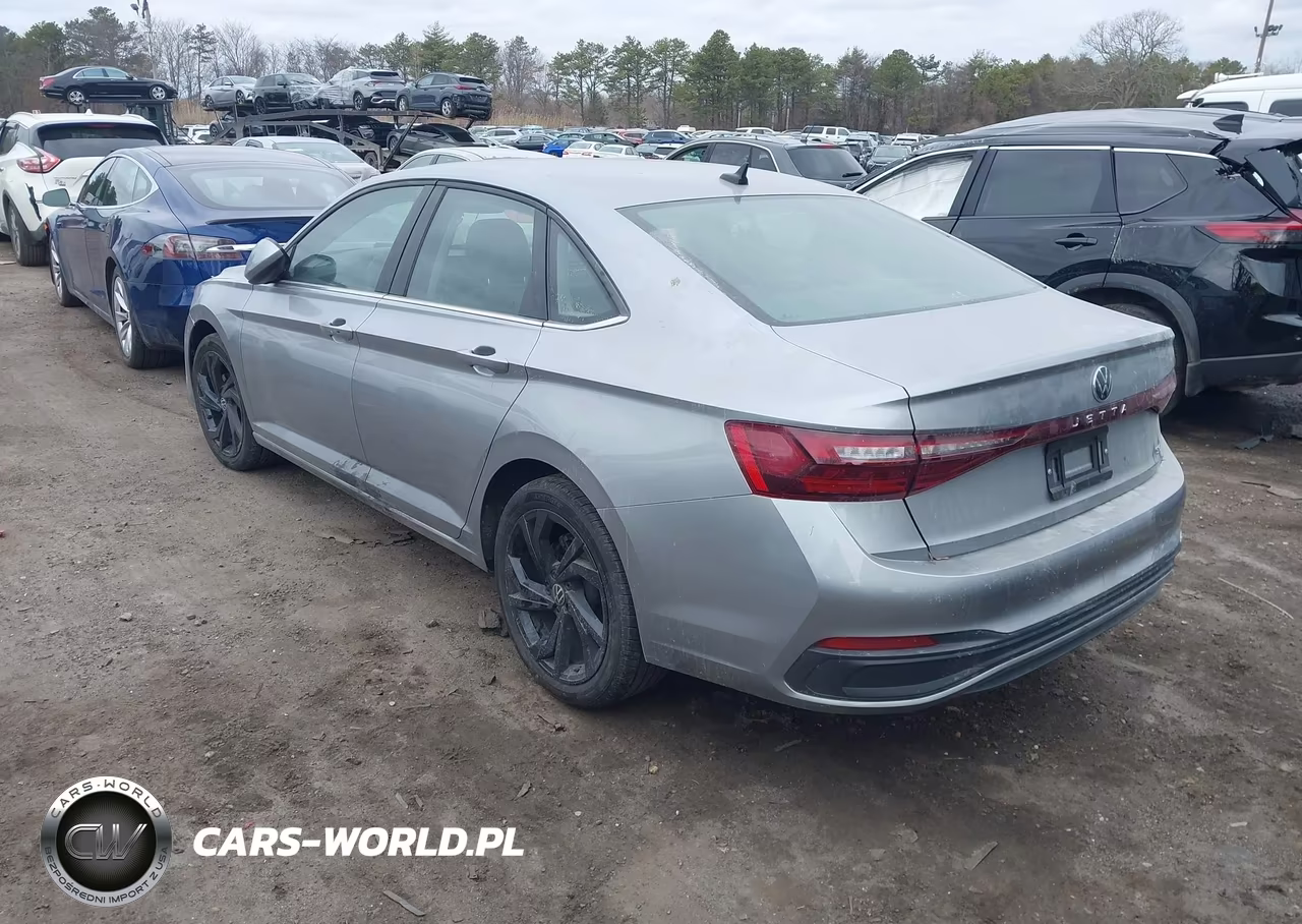 2025 Volkswagen Jetta 1.5T Se VIN:3VWEX7BU2SM028289 - 3
