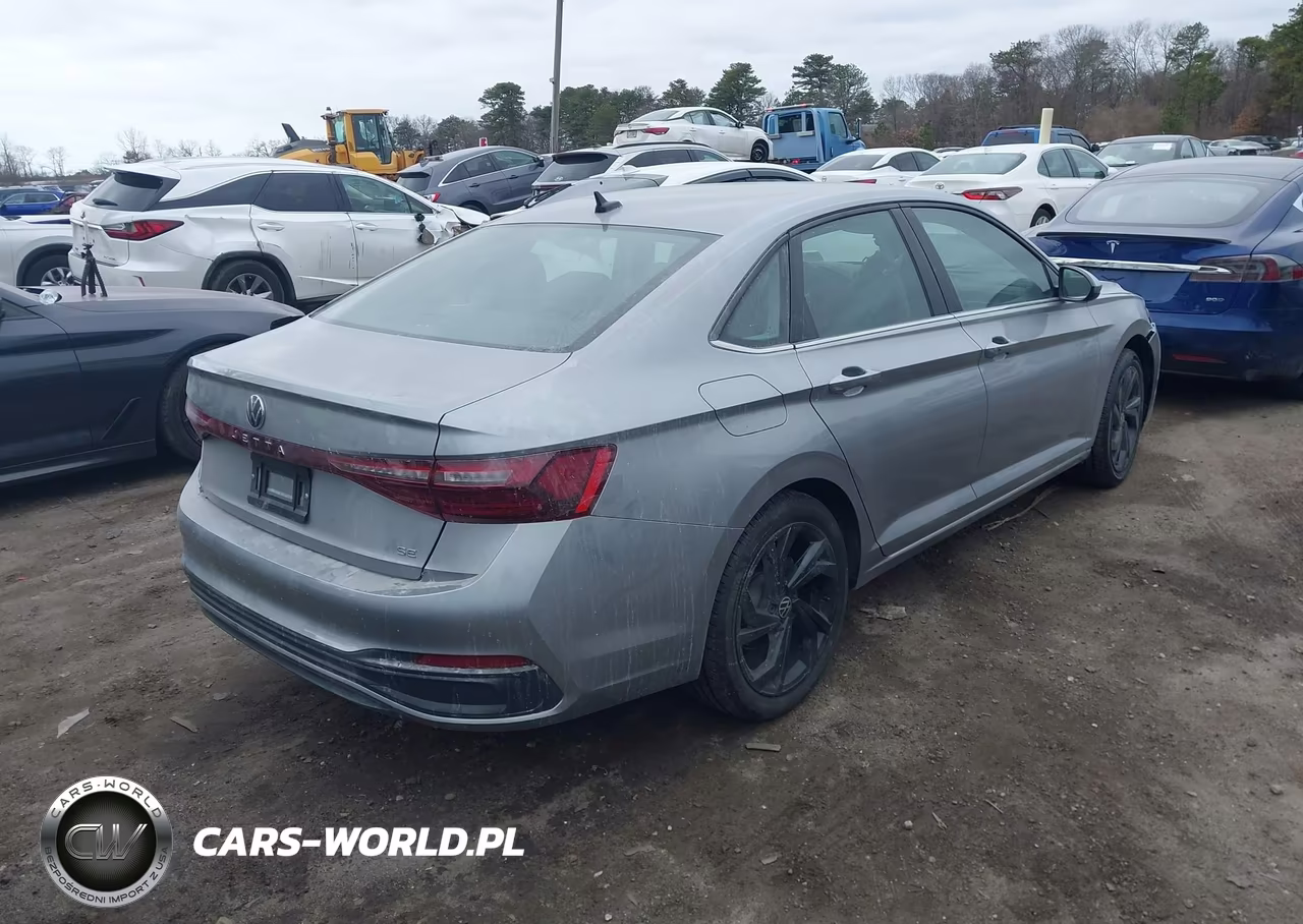 2025 Volkswagen Jetta 1.5T Se VIN:3VWEX7BU2SM028289 - 4