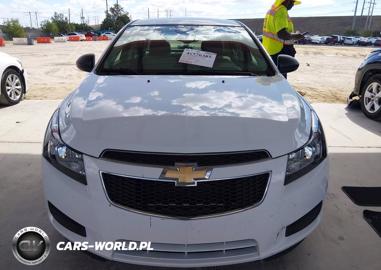 2014 Chevrolet Cruze Ls Auto VIN:1G1PA5SH7E7215006 - 12