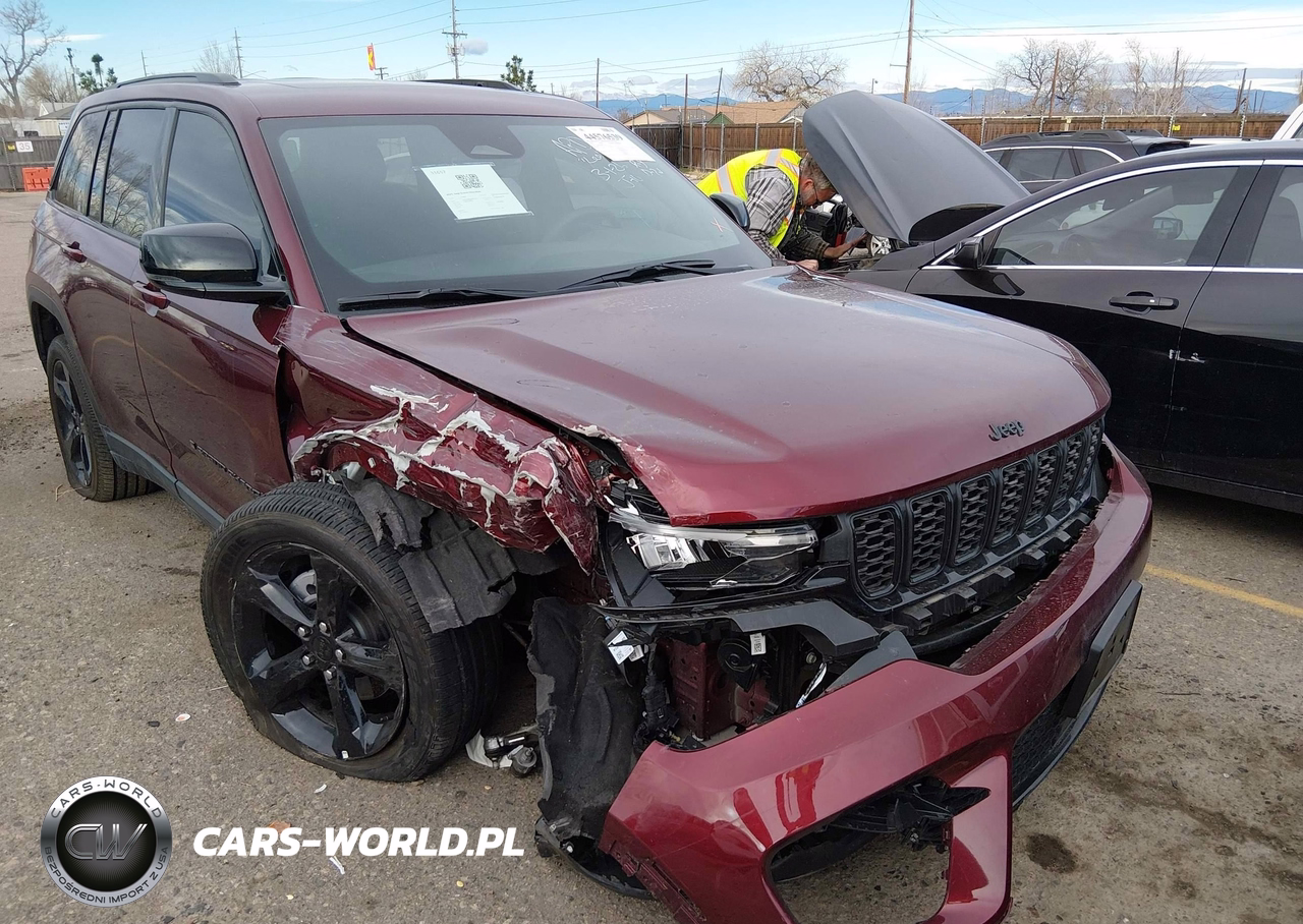 2025 Jeep Grand Cherokee Altitude X 4X4