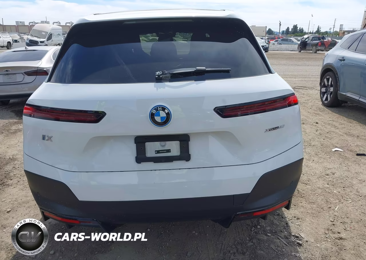 2024 BMW Ix xDrive50 VIN:WB523CF01RCR96800 - 17