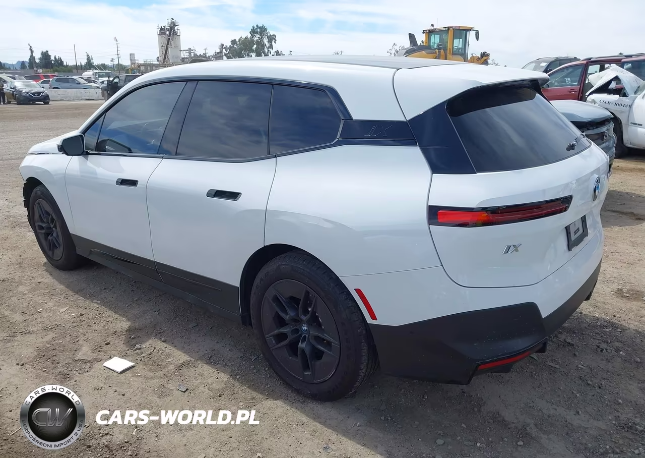 2024 BMW Ix xDrive50 VIN:WB523CF01RCR96800 - 3