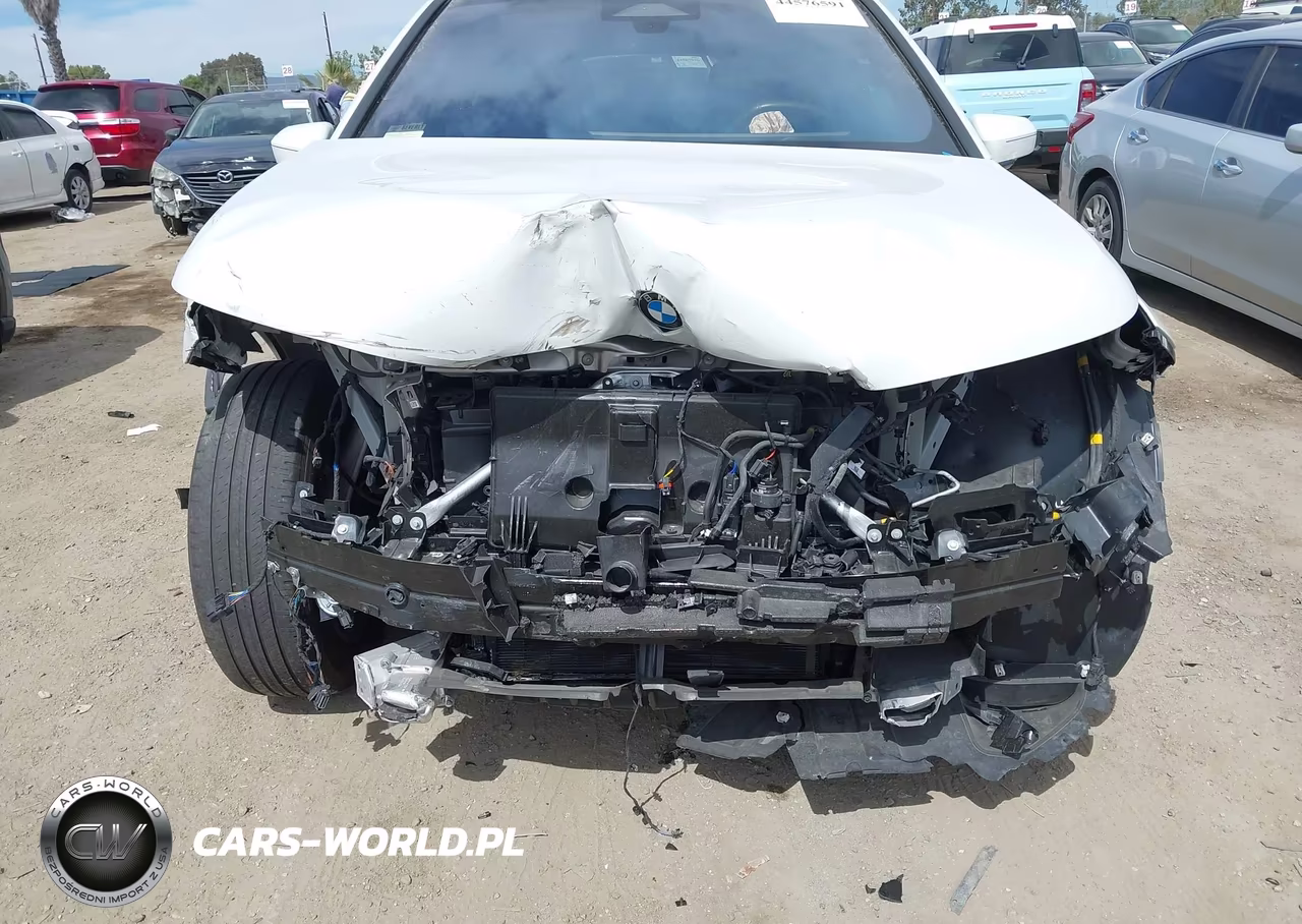 2024 BMW Ix xDrive50 VIN:WB523CF01RCR96800 - 6