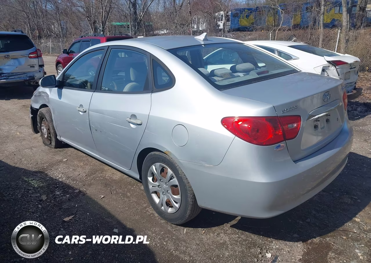 2010 Hyundai Elantra Gls VIN:KMHDU4AD2AU142757 - 3