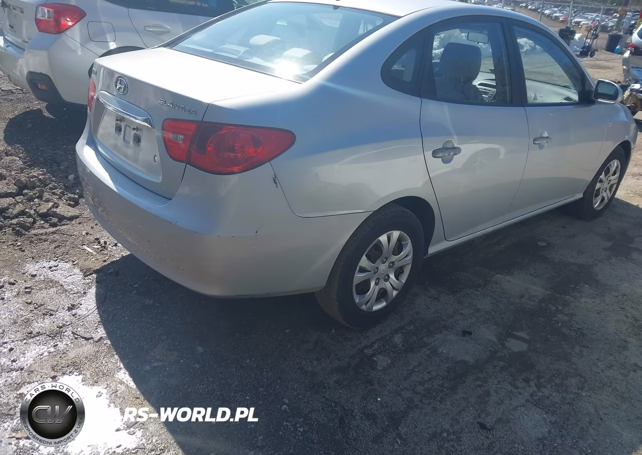 2010 Hyundai Elantra Gls VIN:KMHDU4AD2AU142757 - 4