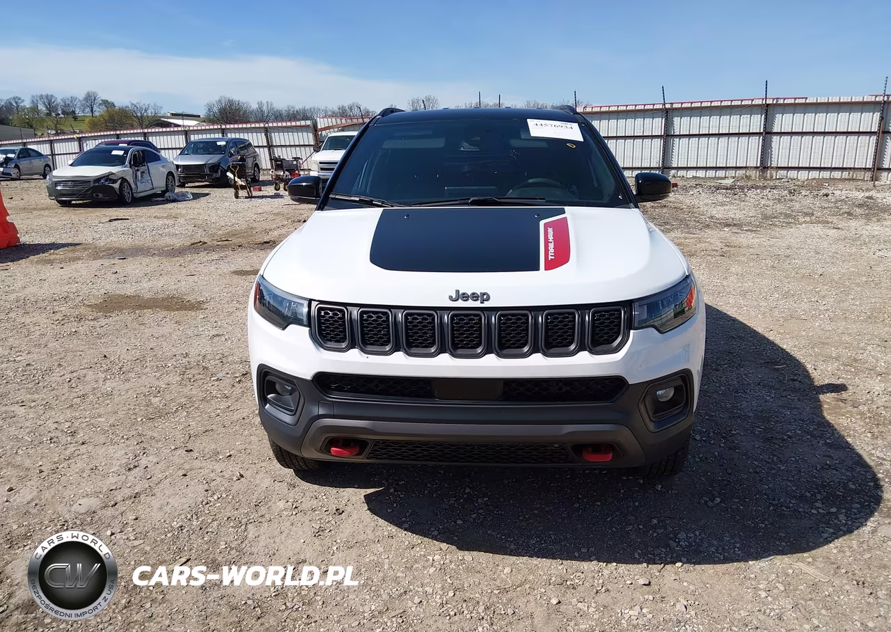 2024 Jeep Compass Trailhawk 4X4 VIN:3C4NJDDN5RT609391 - 13