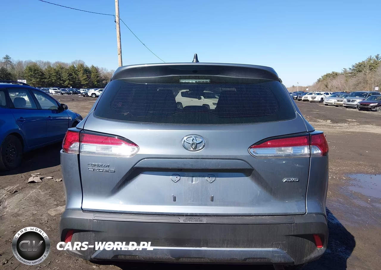 2025 Toyota Corolla Cross L VIN:7MUAAABG3SV130331 - 15