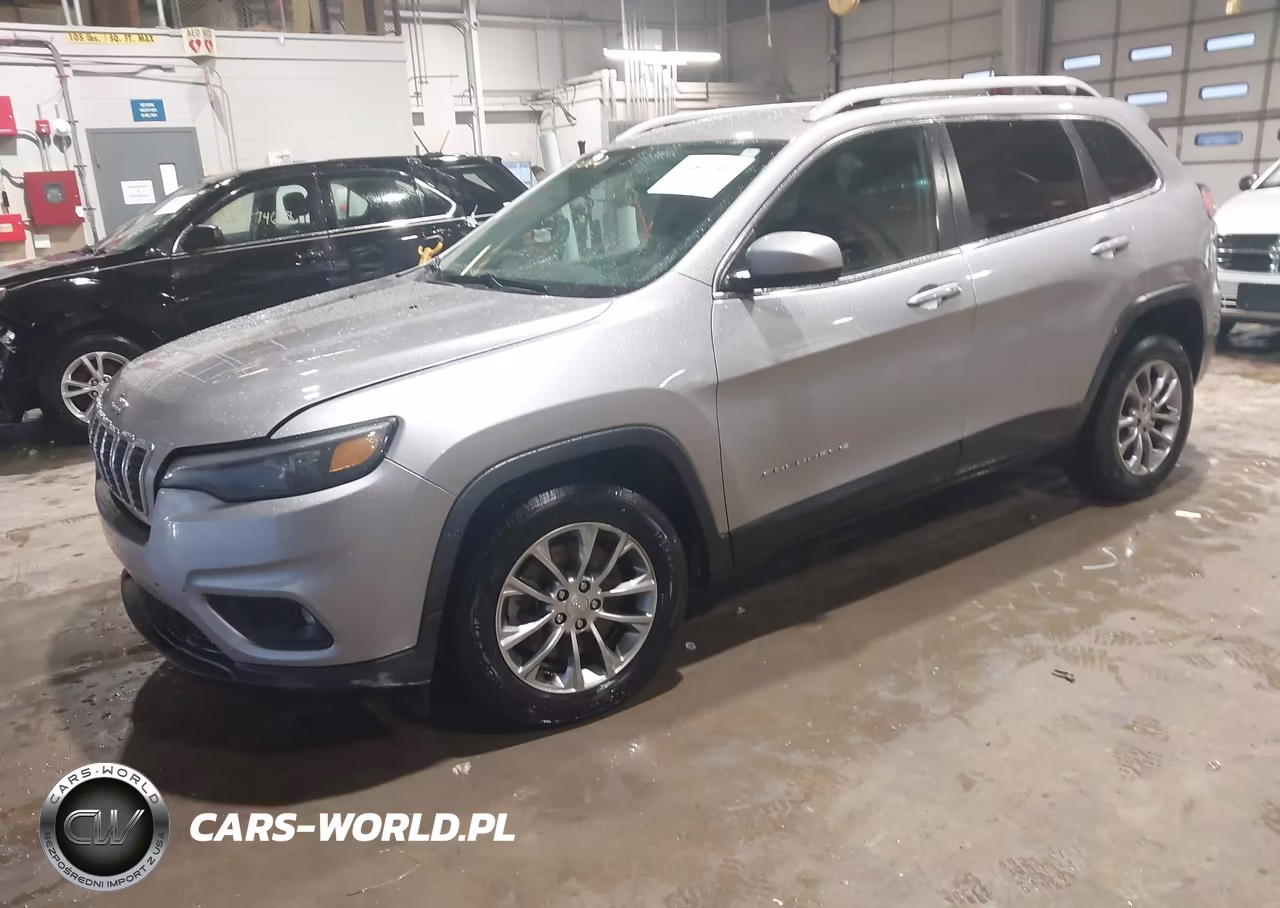 2019 Jeep Cherokee Latitude Plus Fwd VIN:1C4PJLLB5KD184597 - 2