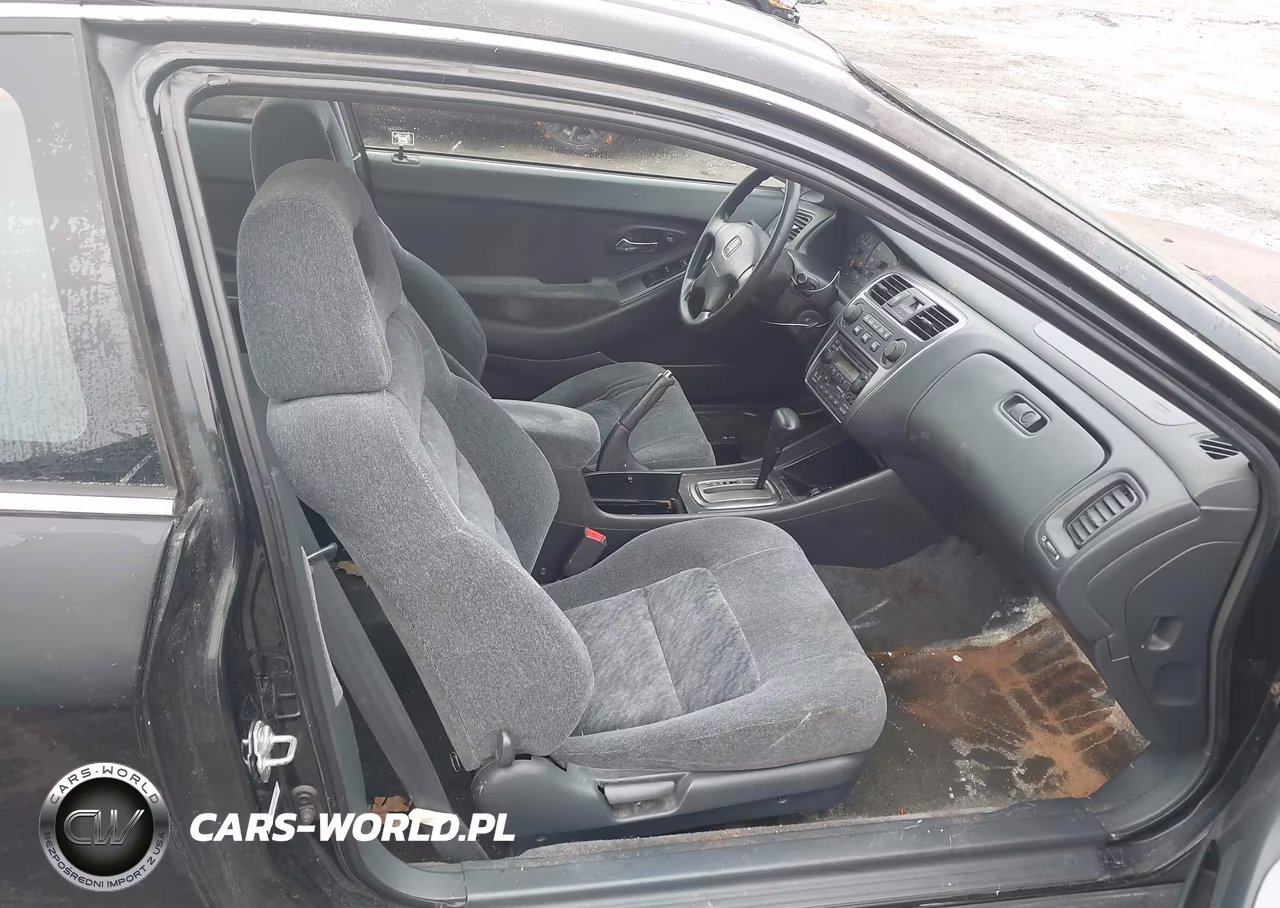 2002 Honda Accord 2.3 Se VIN:1HGCG32232A033775 - 5