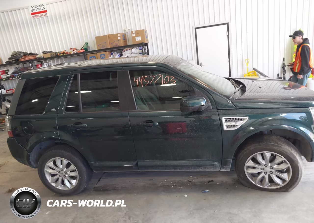 2014 Land Rover Lr2 VIN:SALFR2BG4EH389040 - 13