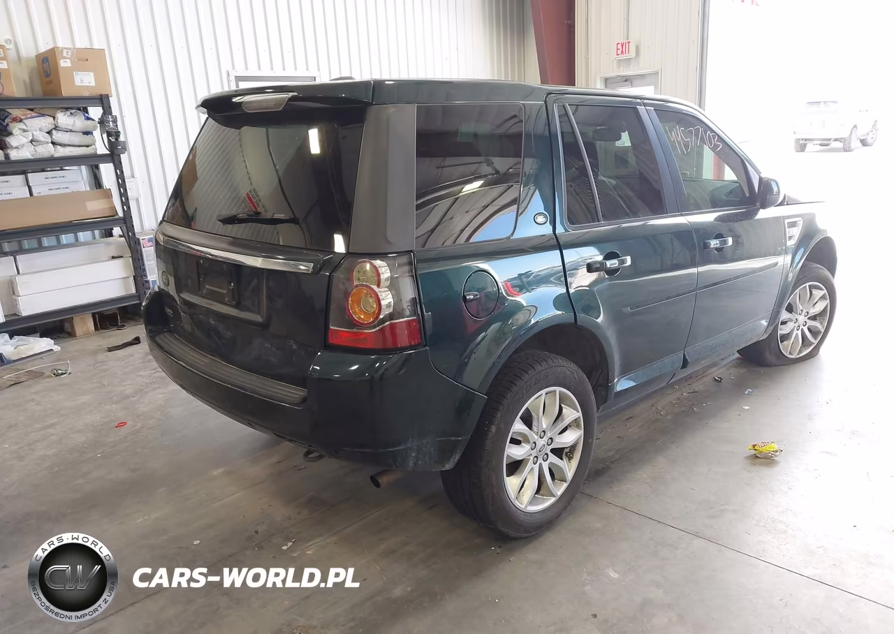 2014 Land Rover Lr2 VIN:SALFR2BG4EH389040 - 4