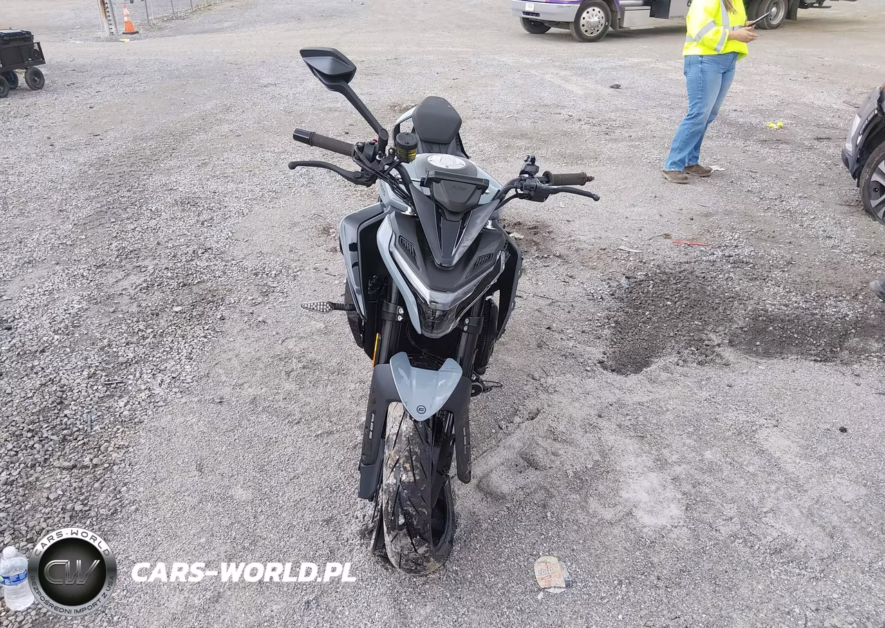 2026 Cf Moto 675Snk VIN:LCEPEVLR2T6000848 - 5