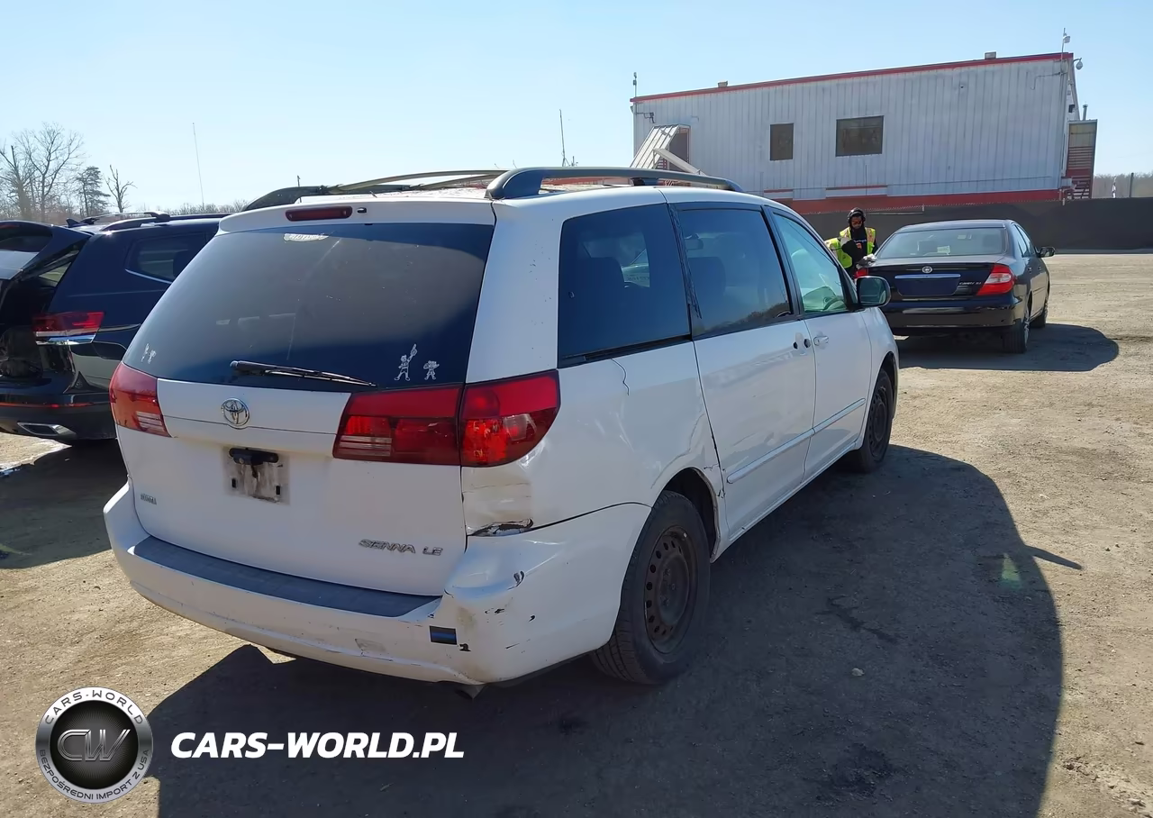 2005 Toyota Sienna Le VIN:5TDZA23C65S358326 - 4