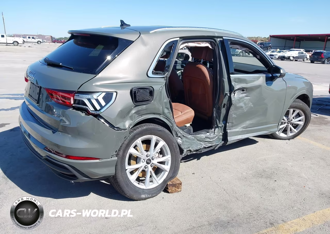 2025 Audi Q3 Premium 45 Tfsi S Line Quattro Tiptronic VIN:WA1EECF37S1053683 - 4