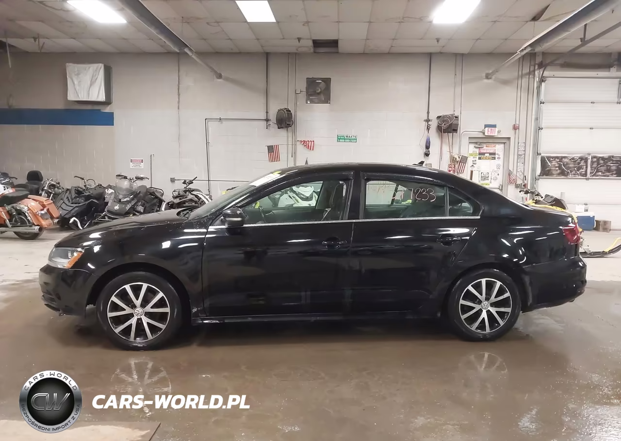2018 Volkswagen Jetta 1.4T Se-1.4T Wolfsburg Edition VIN:3VWDB7AJ1JM263119 - 14