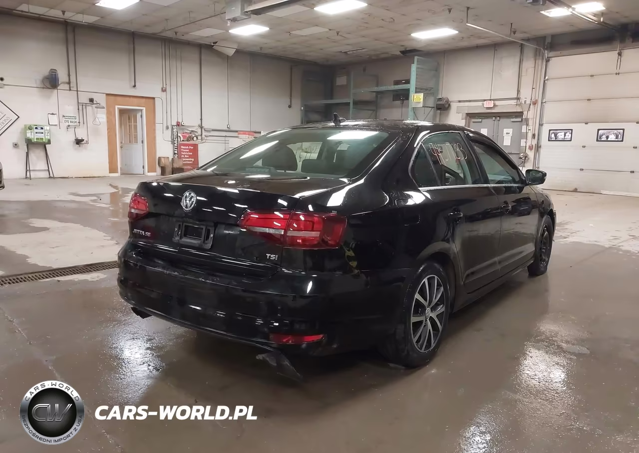 2018 Volkswagen Jetta 1.4T Se-1.4T Wolfsburg Edition VIN:3VWDB7AJ1JM263119 - 4