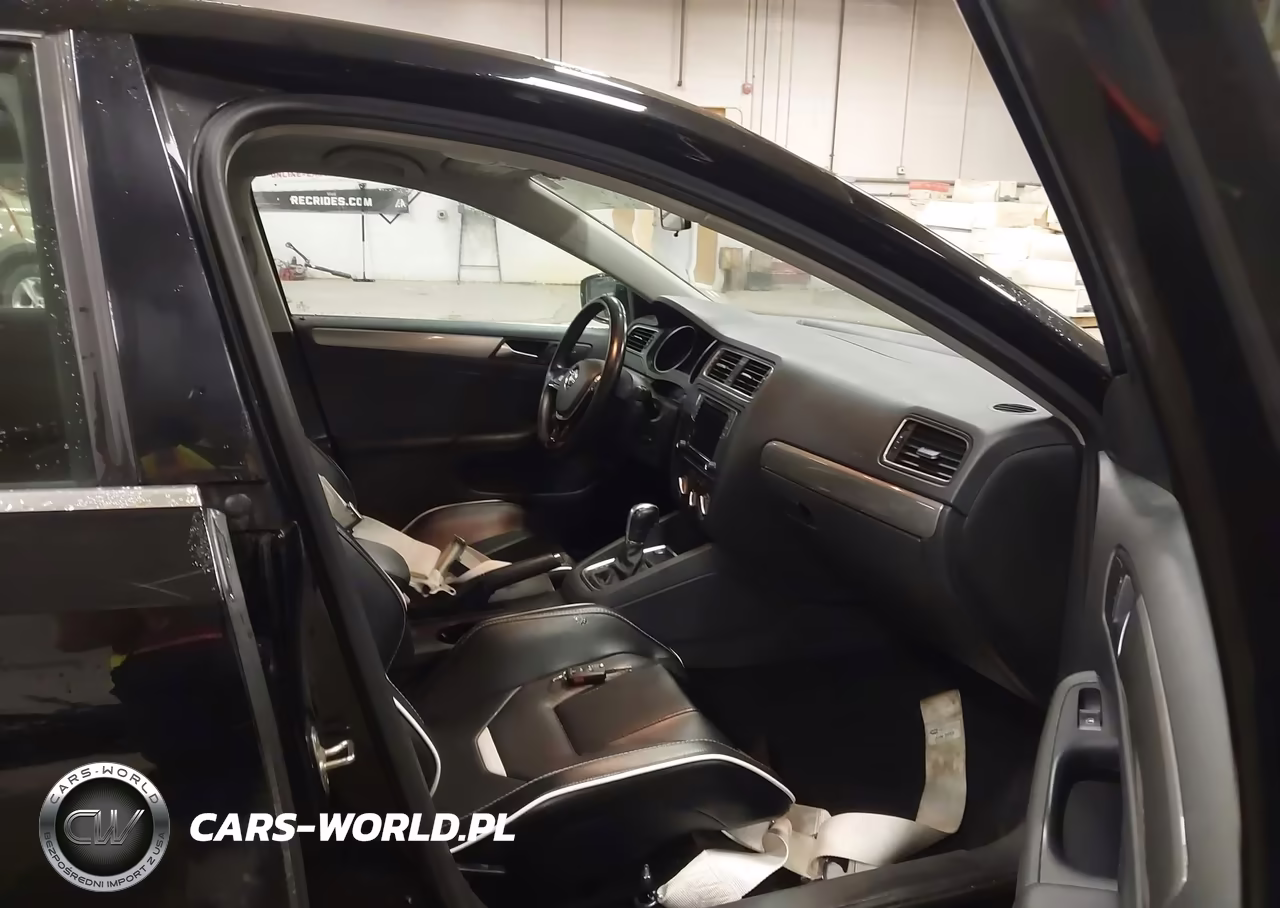 2018 Volkswagen Jetta 1.4T Se-1.4T Wolfsburg Edition VIN:3VWDB7AJ1JM263119 - 5