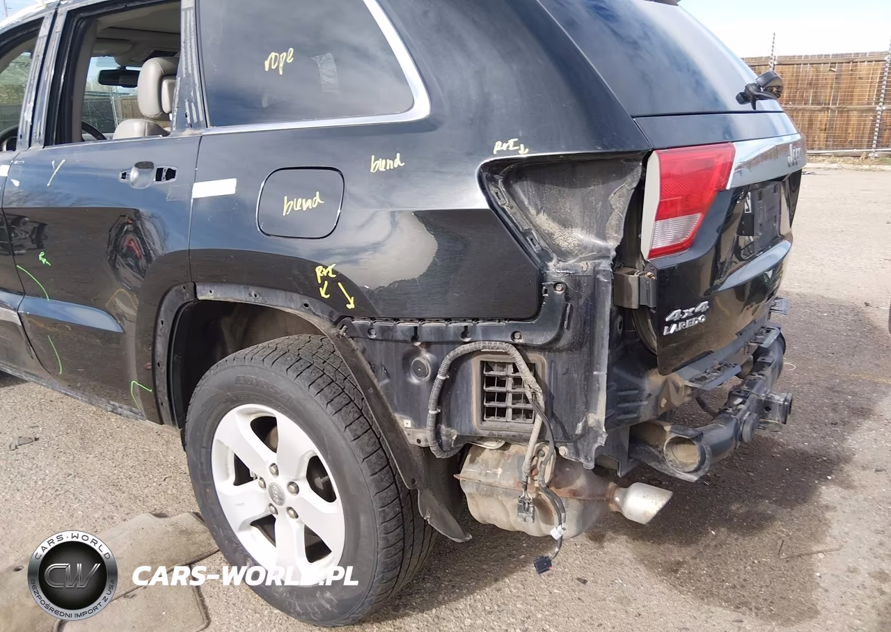 2012 Jeep Grand Cherokee Laredo VIN:1C4RJFAT8CC203785 - 14